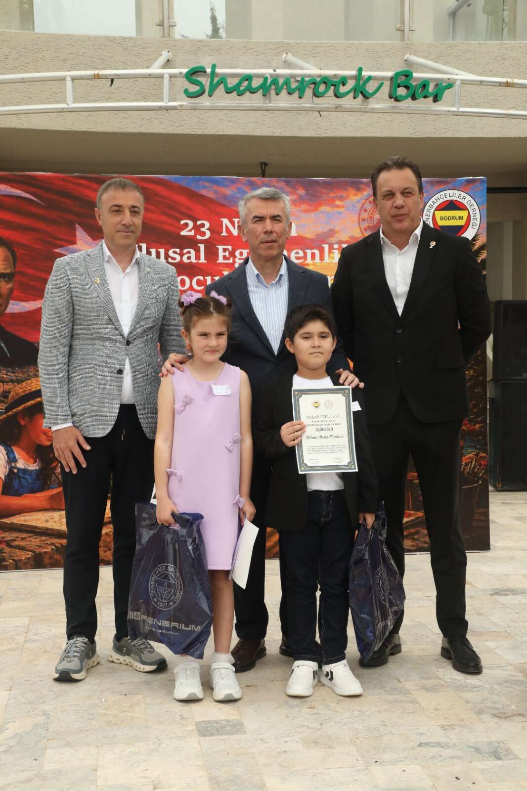 Bodrum'da Atatürk ve Çocuk Temalı Yarışmanın Ödülleri Sahiplerini Buldu 4